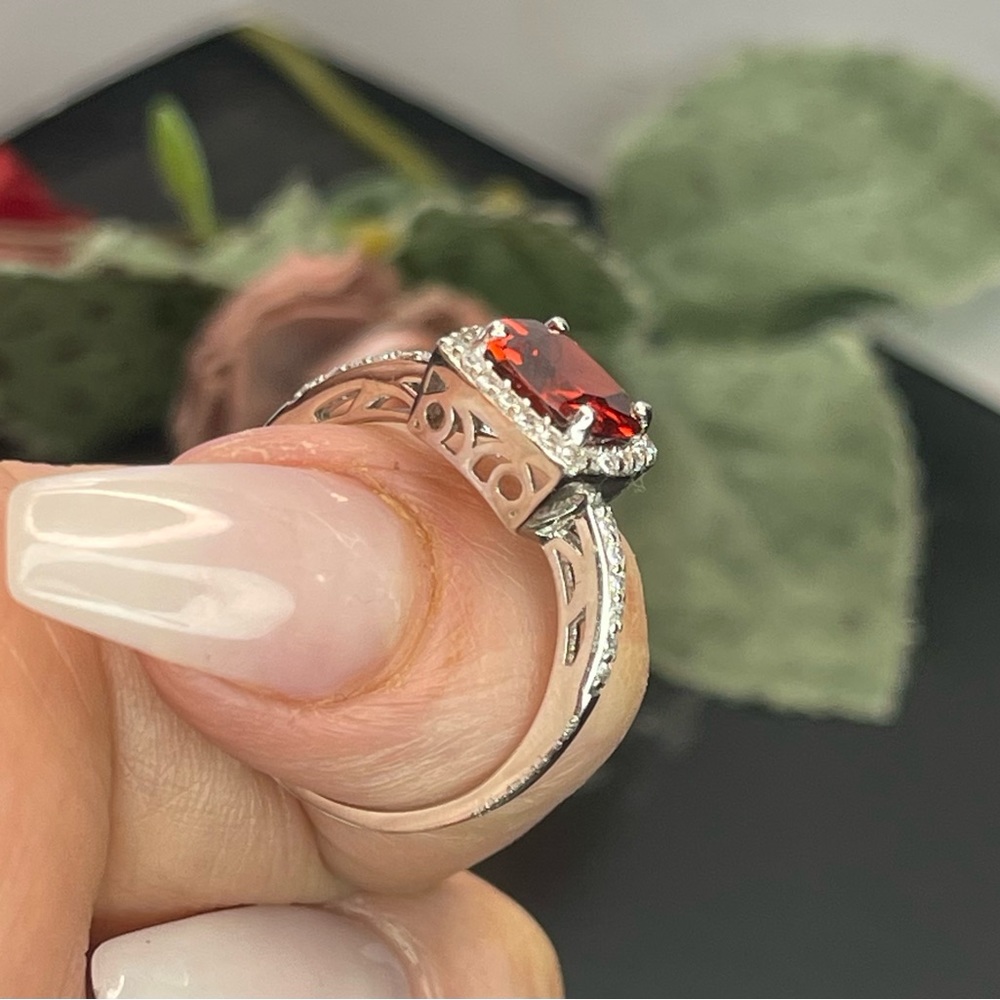Size 8 Sterling Silver Ruby Red Ring Stamped 925 - image 3